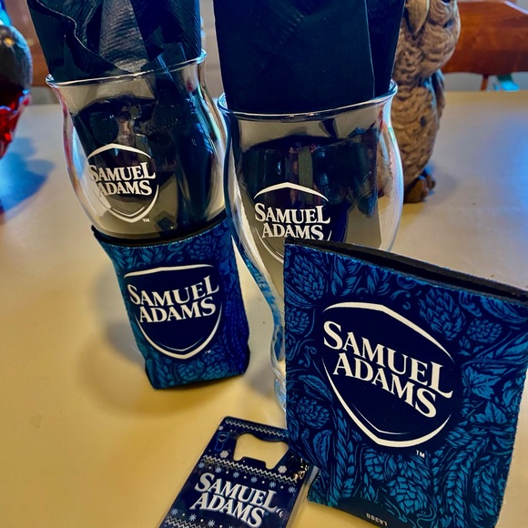 SAM ADAMS GIFT SET NEW GLASSES KOOZIES AND CREDIT CARD BOTTLE OPENER - Picture 3 of 7